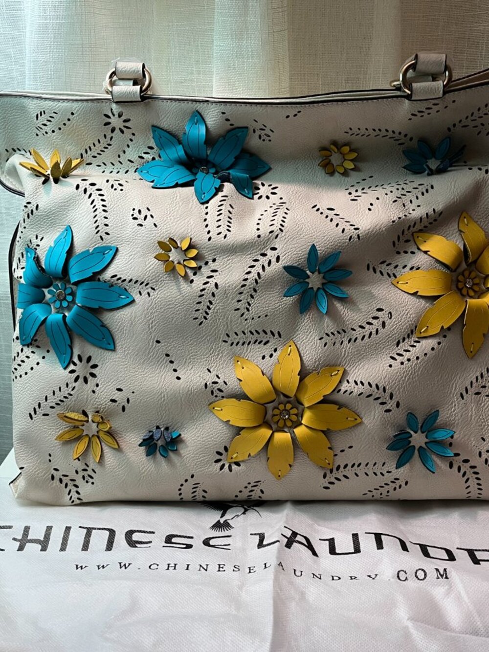 NEW Chinese Laundry Vegan Flower Tote Bag